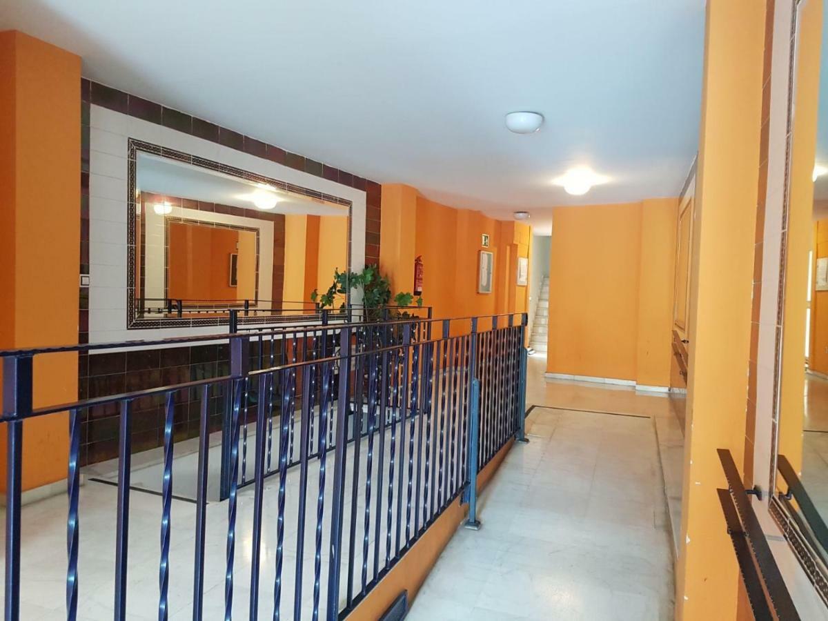 Triana Ruisenor Apartment Севиля Екстериор снимка